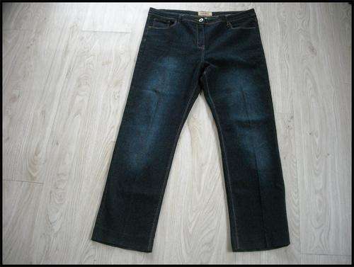 ***Stunning Legend Ladies Jeans***Size  16***