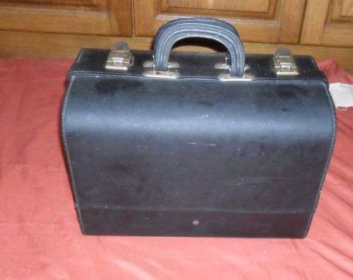 BLACK DOCTORS BAG
