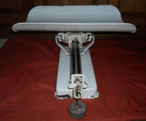 VINTAGE DETECTO CAST IRON 1930'S BABY SCALE -ART DECO