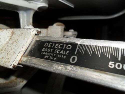 VINTAGE DETECTO CAST IRON 1930'S BABY SCALE -ART DECO