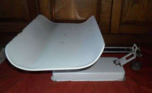 VINTAGE DETECTO CAST IRON 1930'S BABY SCALE -ART DECO
