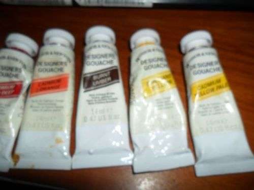 9 TUBES OF USED WINSOR AND NEWTON PAINTS-ROTRING ART PEN -2XPW STORY JAPAN PAINT BRUSHES