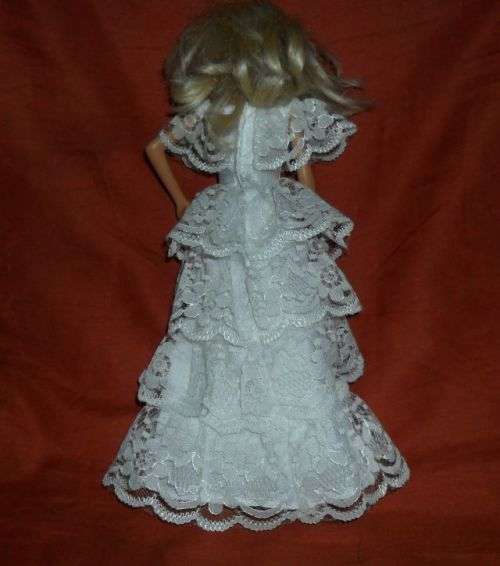 2009 BARBIE -MATTEL 1196 MJ, 1 NL MADE IN INDONESIA
