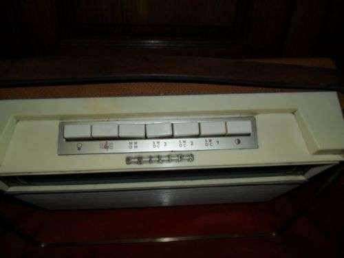 1950'S PHILIPS ALL TRANSISTOR 2 BAND PORTABLE RADIO