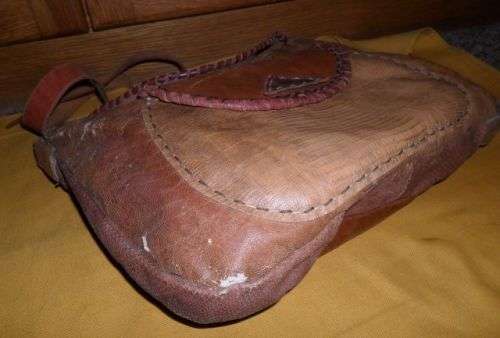 VINTAGE LEATHER BAG