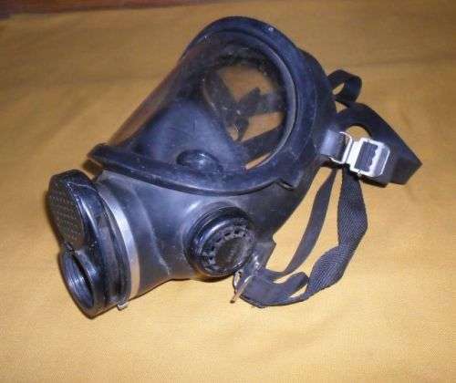 SOUTH AFRICAN ARMY 80'S GAS MASK