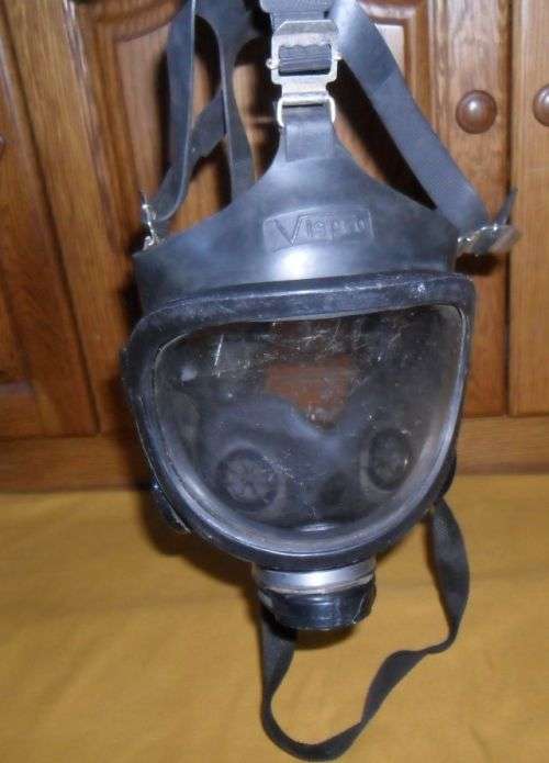 SOUTH AFRICAN ARMY 80'S GAS MASK