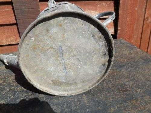 OLD GALVANIZED 1 GALLON  WATERING CAN  - NO LEAKS