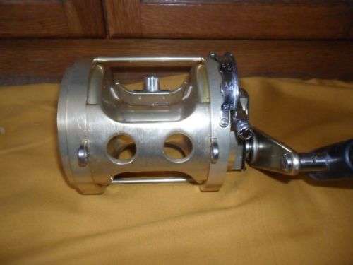 VINTAGE FIN-NOR MASSIVE GAME TROLLING  REEL PLUS BAG -12\0 TRIGEAR