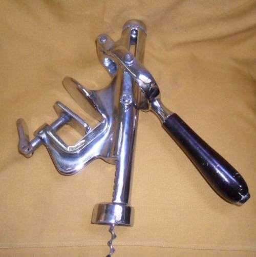 HIGH QUALITY HEAVY DUTY  WINE BOTTLE OPENER -CLAMPS TO TABLE