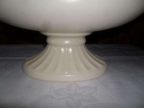 STUNNING LARGE BOAT SHAPED BESWICK MATT WHITE VASE \ BOWL \ PLANTER 43CM X18CM