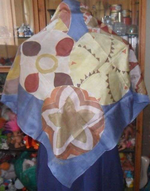 VINTAGE ORIGINAL HERMES NAISSANCE D'UNE IDEE SILK SCARF
