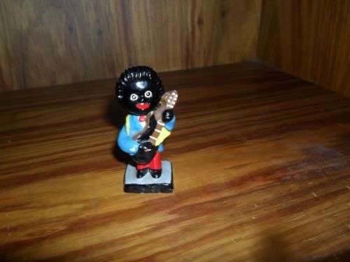 VINTAGE ROBERTSON BAND  GOLLIWOG PORCELAIN FIGURINE