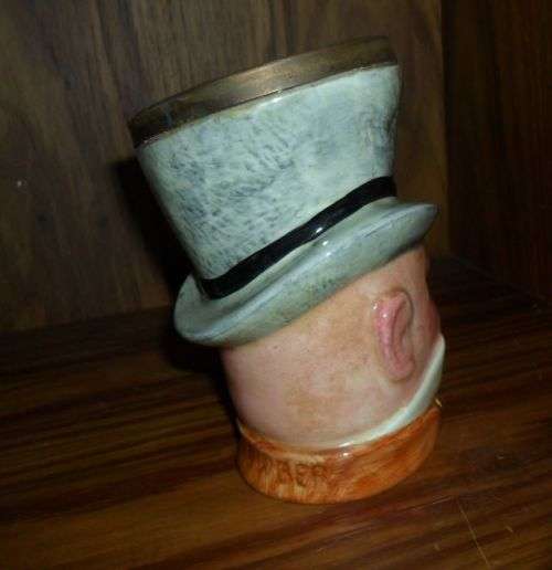 VINTAGE 1950'S LANCASTER SANDLAND CHARACTER JUG MICAWBER 14CM HIGH-EPNS RIM