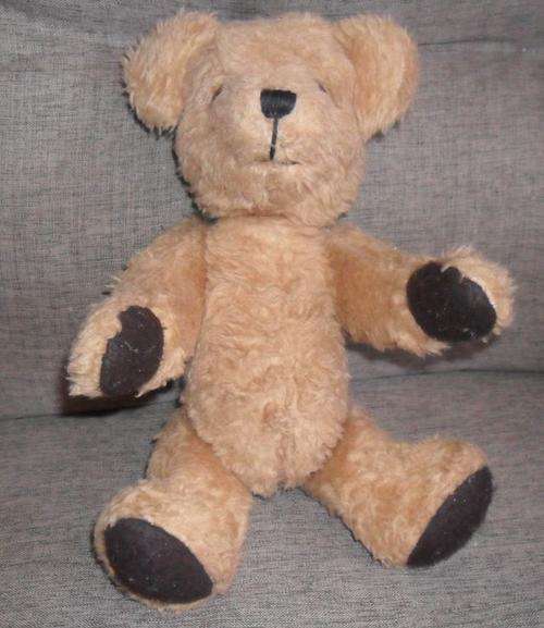 CUTE OLD BEAR