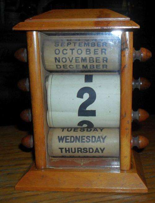 ANTIQUE PERPETUAL WOODEN DESK CALENDER