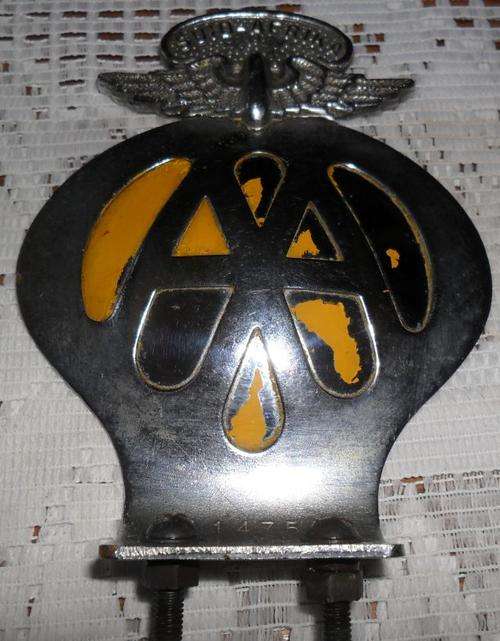 VINTAGE METAL AA BADGE - A14750