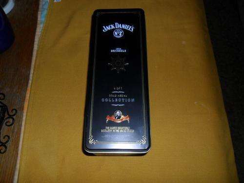 JACK DANIELS SINGLE MEDAL TIN 6 OF 7