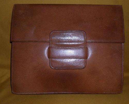 LOVELY TAN LEATHER CLUTCH \MESSENGER? BAG -KELVIN OF LONDON