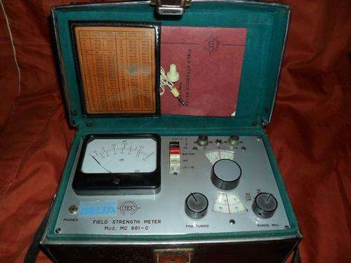 VINTAGE DELTA FIELD STRENGTH METER MOD MC 661- C