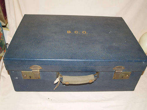 VINTAGE CASE