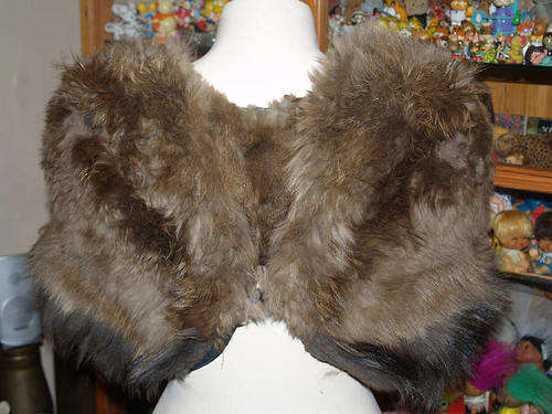 OLD GENUINE  FOX FUR CAPE WITH SOME DAMAGE