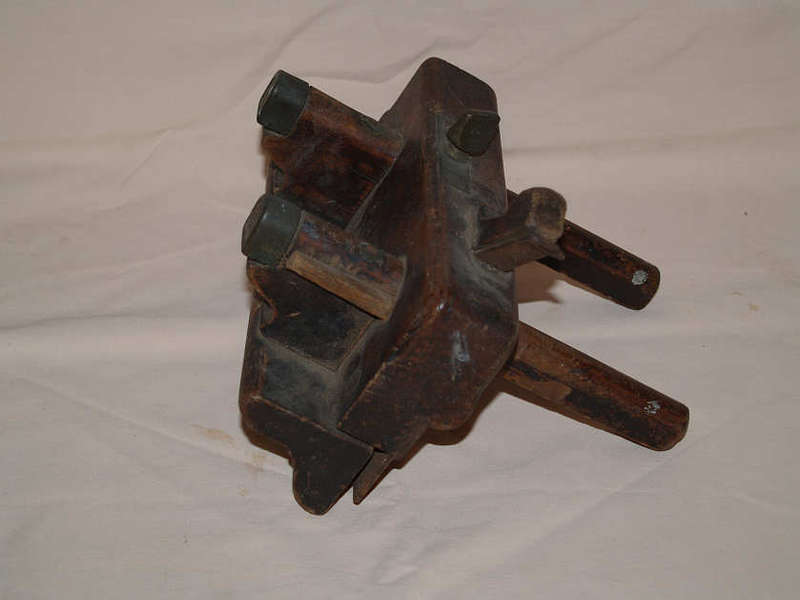 VINTAGE WOOD PLANE