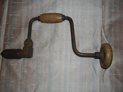 ANTIQUE RATCHET HAND DRILL