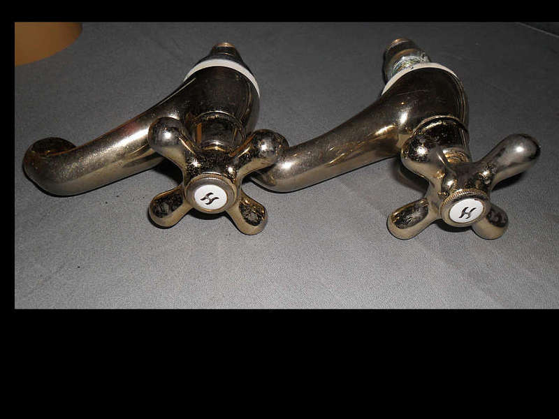 2 X OLD BATH TAPS
