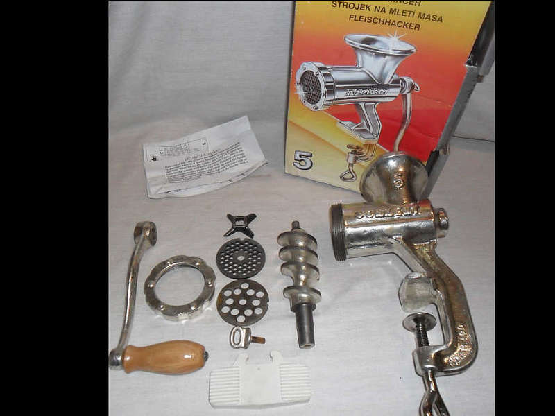 PORKERT MEAT MINCER NO. 5  NEW IN BOX