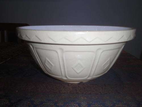 VINTAGE "MASON CASH & CO"  BOWL, 6L