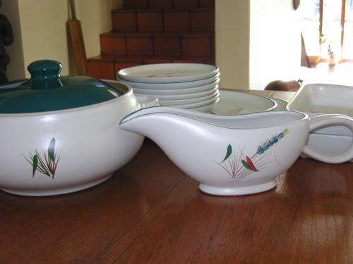 DENBY Part Dinner Service (14 pieces), Pattern GREENWHEAT