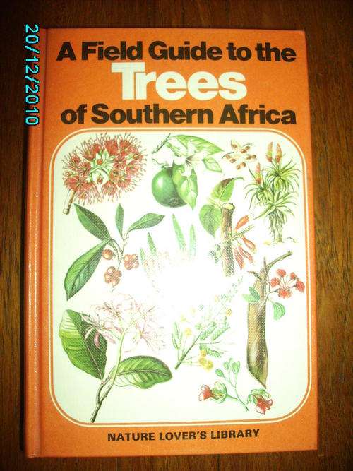 A FIELD GUIDE TO THE TREES OF SOUTHERN AFRICA (H/C)