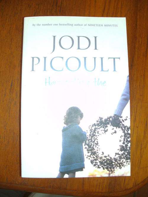 HARVESTING THE HEART by Jodi Picoult (H/C)