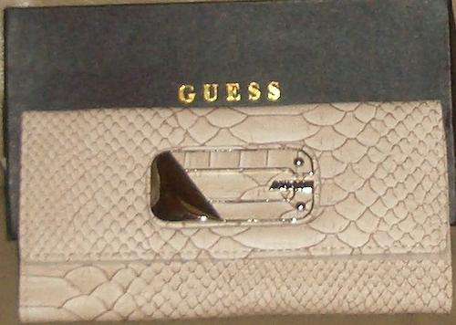 GUESS LADIES WALLET - SOFT COLOUR AND FEMININE PROJECTION !!!!!!!