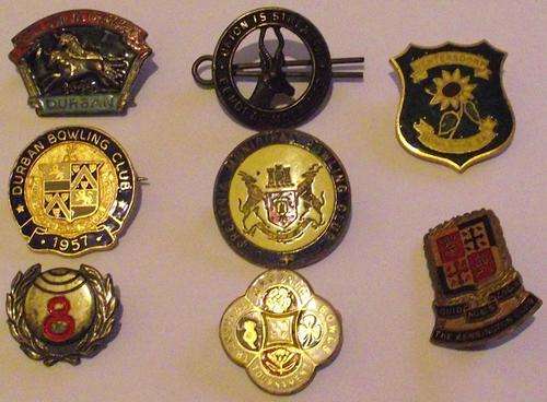 ASSORTED BADGES - MASONIC - EENDRAG MAAK MAG - BOWLING ETC. - R1 CRAZY AUCTION!!!!!!!