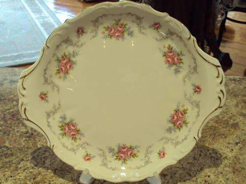 ROYAL ALBERT TRANQUILLITY CAKE PLATTER