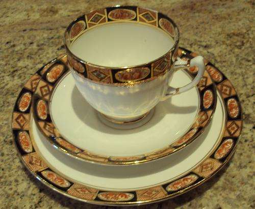 ROYAL ALBERT TEA TRIO
