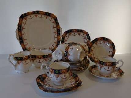 ROYAL ALBERT TEA SERVICE