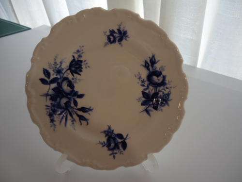 ROYAL ALBERT CAKE PLATE
