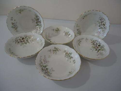 ROYAL ALBERT "HAWORTH"  SET OF FRUIT BOWLS