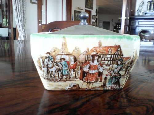 LANCASTER AND SANDLAND PRESERVE DISH