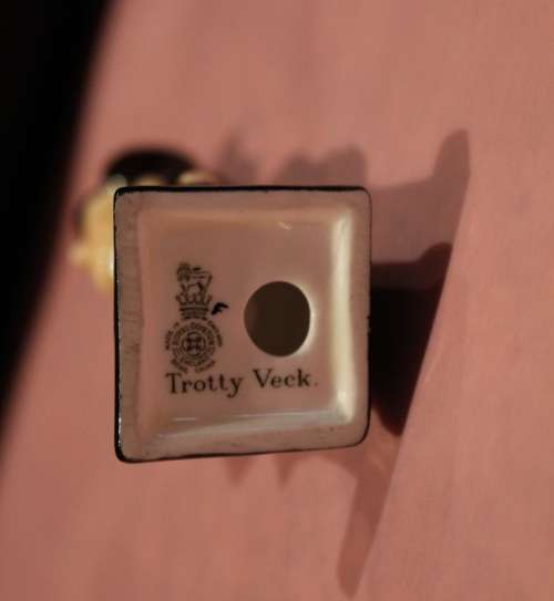 ROYAL DOULTON TROTTY VECK M91 & OTHERS FOR JONO ONLY