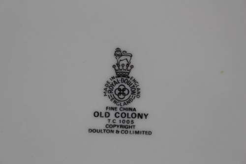 ROYAL DOULTON OLD COLONY