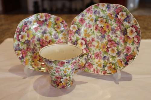 JAMES KENT DU BARRY CHINTZ TEA TRIO