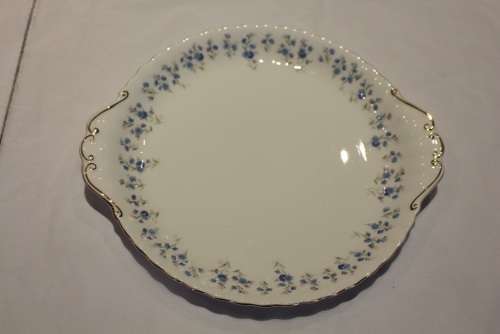 ROYAL ALBERT MEMORY LANE  EARED CAKE PLATTER