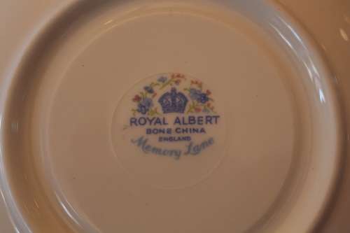 ROYAL ALBERT MEMORY LANE PLATE AND SAUCER