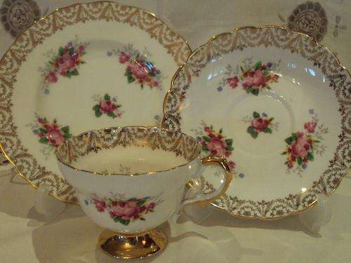 A REGENCY TEA TRIO c1950's