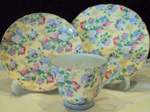 SHELLEY SUMMER GLORY TEA TRIO