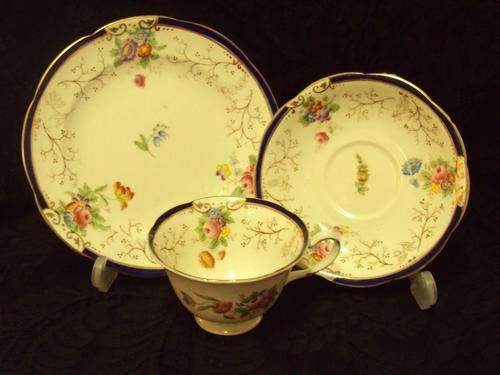 WILLIAMSON & SONS  "HEATHCOTE" CHINA TRIO